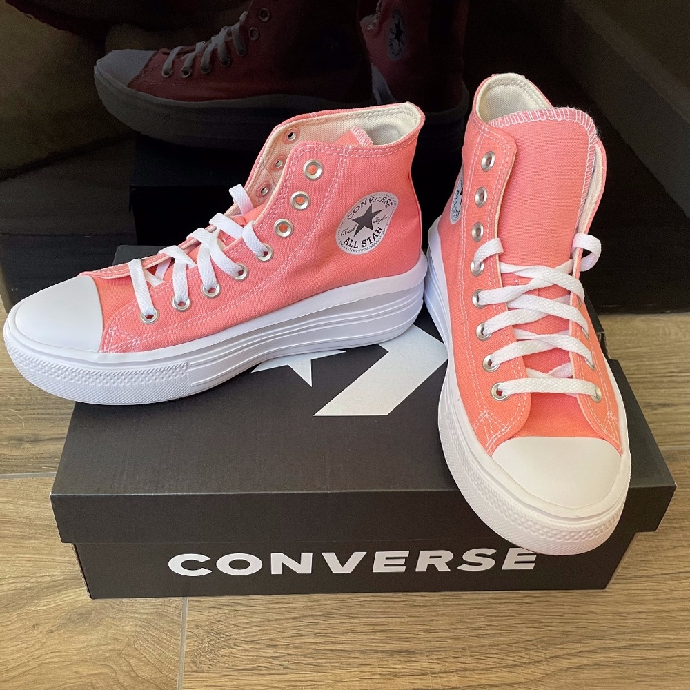 Converse Sneakers Women's 8 NEW CTAS Move Hi Platform Pink Flamingo A03544C